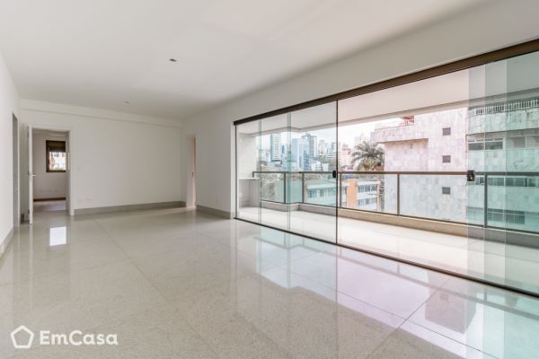 Imóvel na Rua Cristina, Santo Antônio, Belo Horizonte - MG - ID-65866
