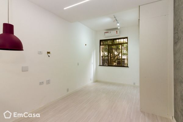 Imóvel na Rua Sá Ferreira, Copacabana, Rio de Janeiro - RJ - ID-27434