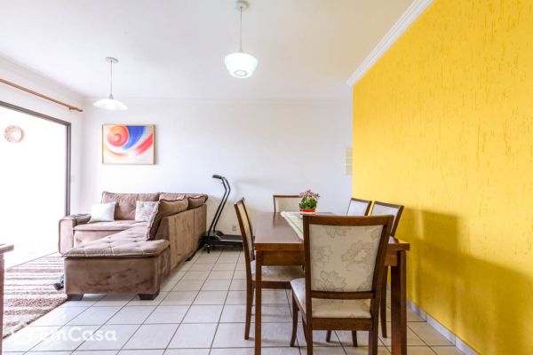 Imóvel na Praça Mikado, Jardim Oriente, São José dos Campos - SP - ID-33737