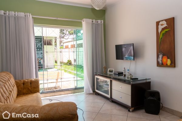 Imóvel na Rua Orós, Palmeiras de São José, São José dos Campos - SP - ID-43312