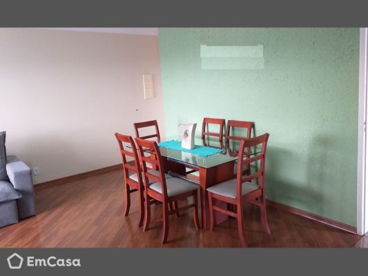 Imóvel na Praça Mikado, Jardim Oriente, São José dos Campos - SP - ID-43609
