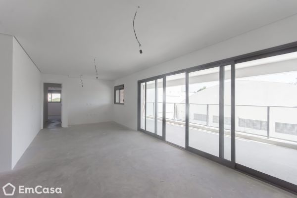 Imóvel na Avenida Nossa Senhora de Fátima, Taquaral, Campinas - SP - ID-56262