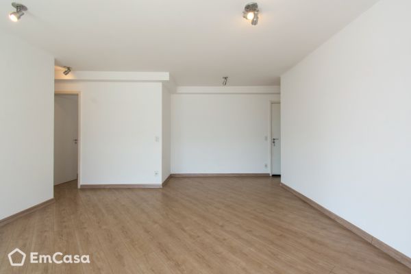 Imóvel na Avenida Doutor Mário Vilas Boas Rodrigues, Jardim Dom Bosco, São Paulo - SP - ID-27004