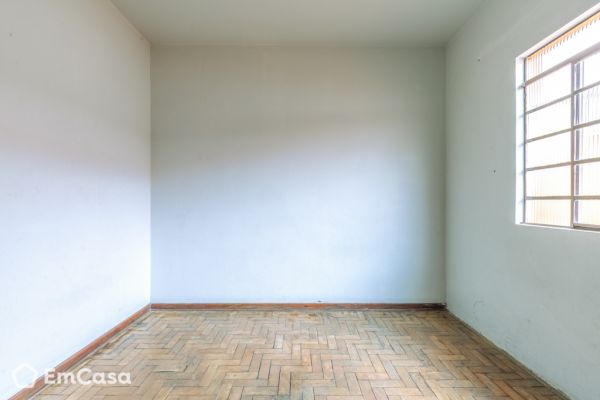 Imóvel na Rua Pimenteiras, Parque Industrial, São José dos Campos - SP - ID-35827