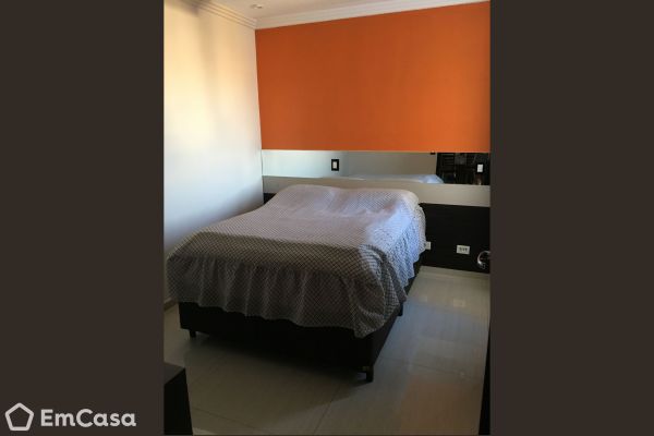 Imóvel na Avenida Guaianazes, Vila Homero Thon, Santo André - SP - ID-57897