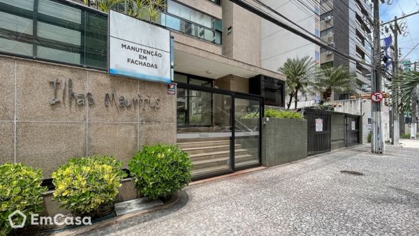 Imóvel na Rua Doutor Noel Nutels, Ponta Verde, Maceió - AL - ID-71345