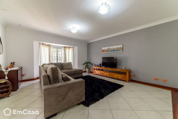 Imóvel na Praça Volta Redonda, Vila Alice, Santo André - SP - ID-37332