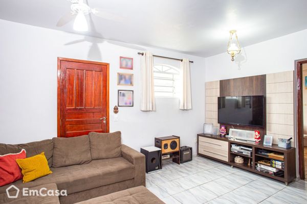 Imóvel na Rua Frutal, Bosque Dos Eucaliptos, São José dos Campos - SP - ID-35902