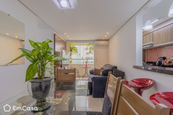 Imóvel na Rua Icatu, Conjunto Residencial Trinta e Um de Março, São José dos Campos - SP - ID-35950