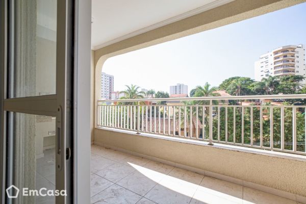 Imóvel na Rua Bárbara Knippelberg Loureiro, Vila Ema, São José dos Campos - SP - ID-25824