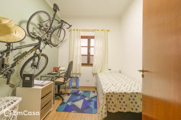 Imóvel na Rua Rosa Claro Martins, Residencial Bosque dos Ipês, São José dos Campos - SP - ID-35837