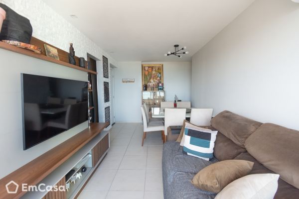 Imóvel na Avenida General Luiz de Franca Albuquerque, Jacarecica, Maceió - AL - ID-52660