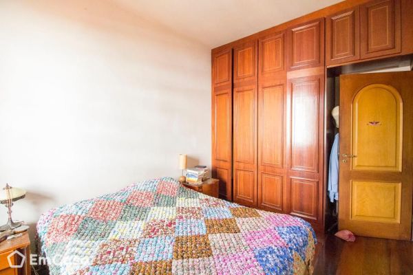 Imóvel na Rua Marquês de Paranaguá, Santo Antônio, Belo Horizonte - MG - ID-47142