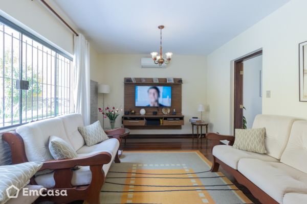 Imóvel na Avenida Professor Sebastião Paulo de Toledo Pontes, Vila Industrial, São José dos Campos - SP - ID-46872