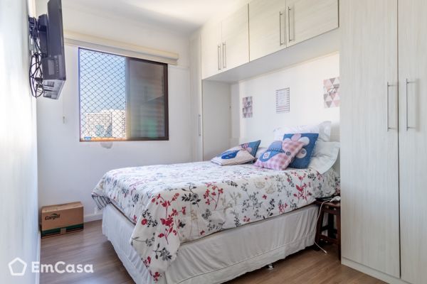 Imóvel na Avenida Benjamin Harris Hunicutt, Portal dos Gramados, Guarulhos - SP - ID-61025