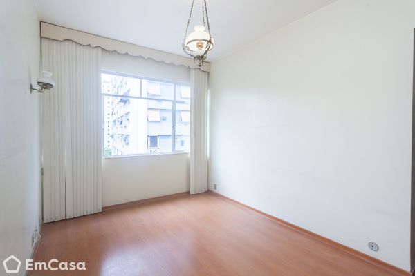 Imóvel na Rua das Laranjeiras, Laranjeiras, Rio de Janeiro - RJ - ID-37888