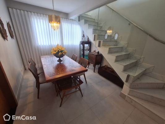 Imóvel na Rua Santa Catarina, Centro, Belo Horizonte - MG - ID-62207