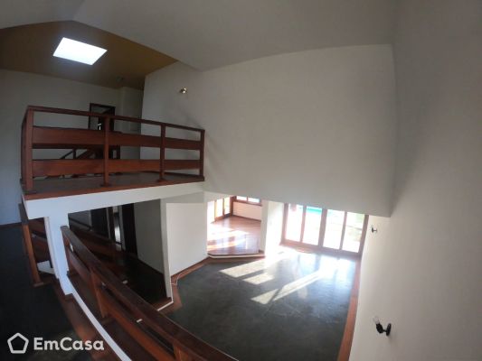 Imóvel na Rua Barão de Cocáis, Jardim das Colinas, São José dos Campos - SP - ID-27055