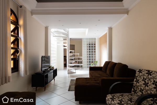 Imóvel na Rua Brás Cubas, Vila Bocaina, Mauá - SP - ID-45226