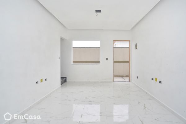 Imóvel na Rua Cristália, Vila Guilhermina, São Paulo - SP - ID-56917