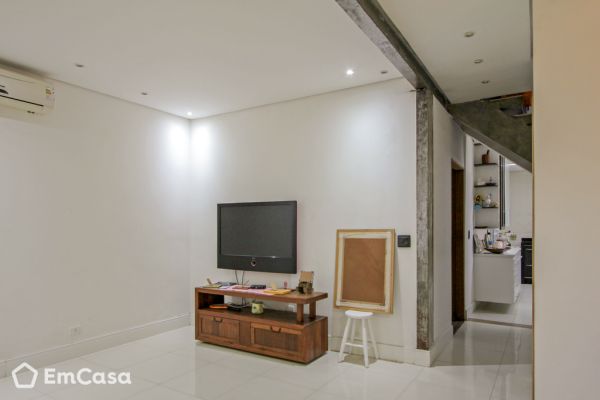 Imóvel na Rua Impata, Vila Ré, São Paulo - SP - ID-66959