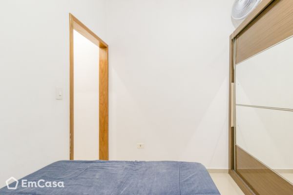 Imóvel na Rua Itajubá, Jardim Ismênia, São José dos Campos - SP - ID-38630