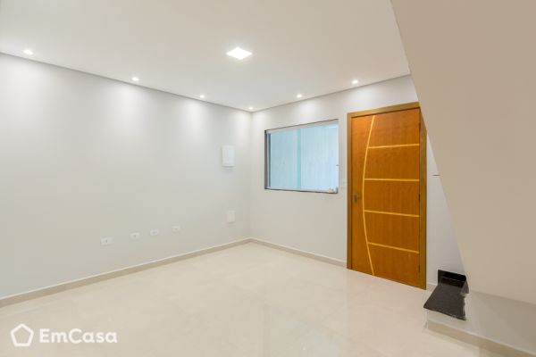 Imóvel na Rua Anhaia, Vila Curuça, Santo André - SP - ID-70080