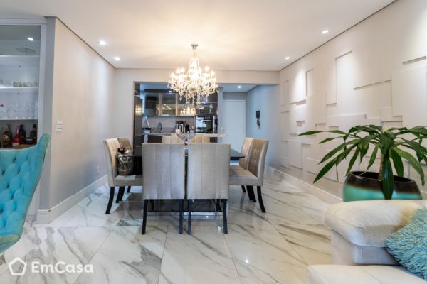 Imóvel na Rua Célio José dos Santos, Parque Residencial Aquarius, São José dos Campos - SP - ID-32075