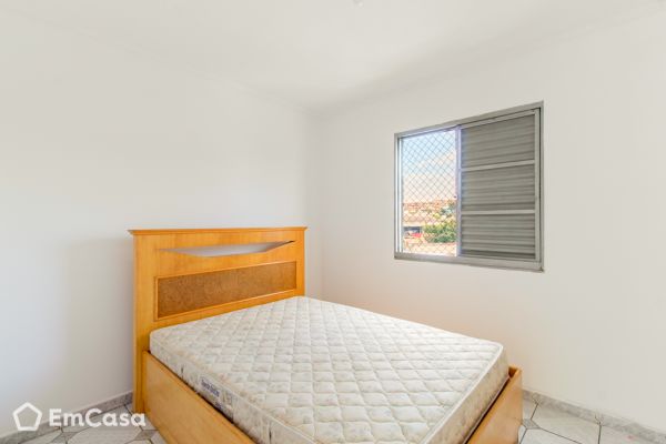 Imóvel na Avenida Benjamin Harris Hunicutt, Portal dos Gramados, Guarulhos - SP - ID-39275