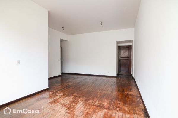 Imóvel na Rua das Laranjeiras, Laranjeiras, Rio de Janeiro - RJ - ID-17519