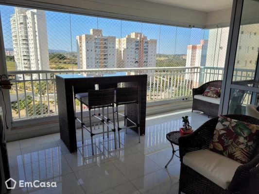 Imóvel na Avenida Maria Emília A. dos Santos de Angelis, Parque Prado, Campinas - SP - ID-60046