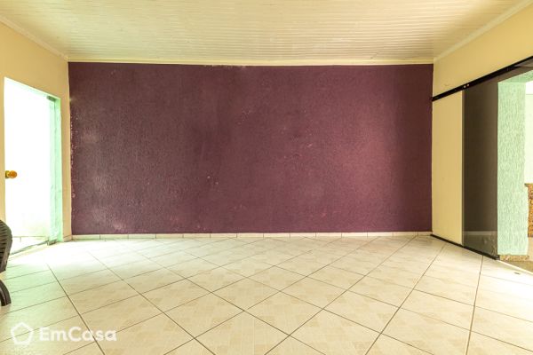 Imóvel na Rua Sabiá, Vila Tatetuba, São José dos Campos - SP - ID-58859