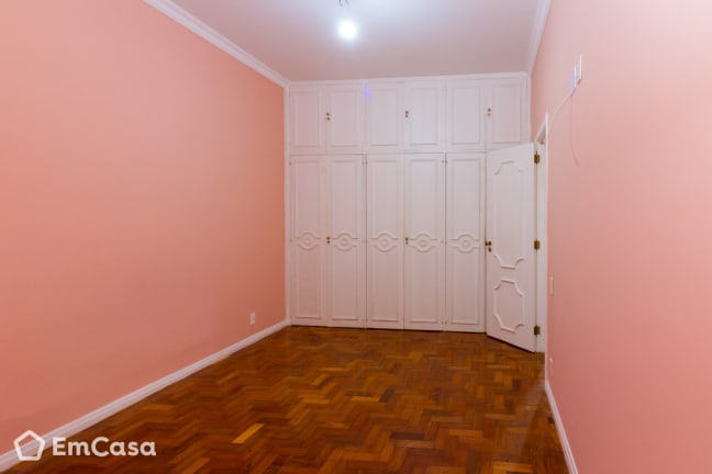 Imagem do imóvel ID-30954 na Rua General Glicério, Laranjeiras, Rio de Janeiro - RJ