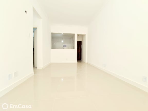 Imagem do imóvel ID-33108 na Rua das Laranjeiras, Laranjeiras, Rio de Janeiro - RJ