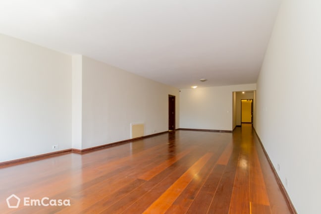 Imagem do imóvel ID-31748 na Avenida Epitácio Pessoa, Lagoa, Rio de Janeiro - RJ