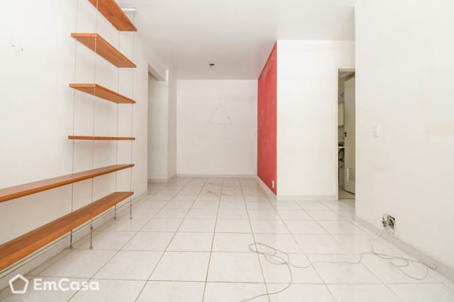 Imagem do imóvel ID-37159 na Rua do Bispo, Rio Comprido, Rio de Janeiro - RJ