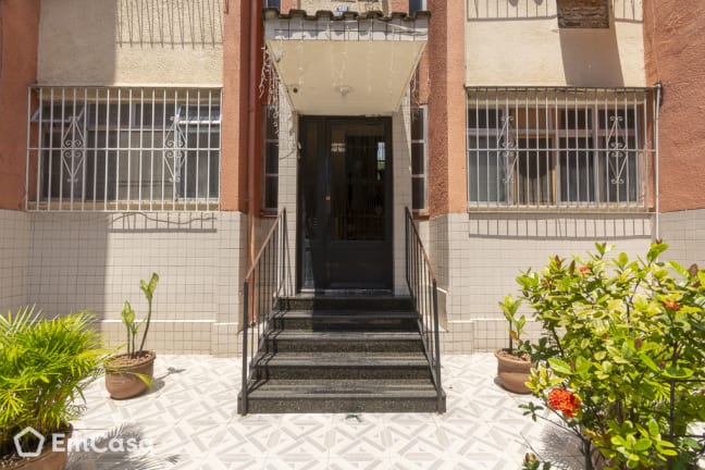 Imagem do imóvel ID-42112 na Rua Itapiru, Rio Comprido, Rio de Janeiro - RJ