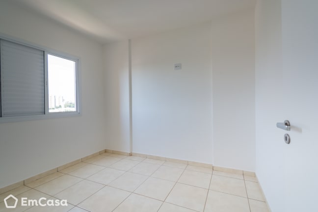 Imagem do imóvel ID-49112 na Avenida Barão do Bananal, Jardim Anhangüera, Ribeirão Preto - SP