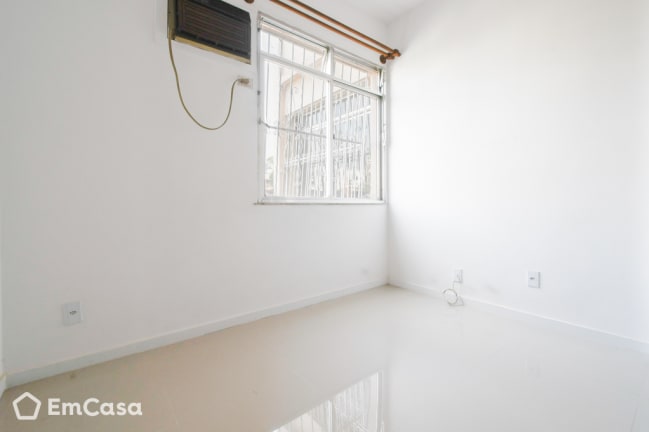 Imagem do imóvel ID-32818 na Rua Souza Franco, Vila Isabel, Rio de Janeiro - RJ