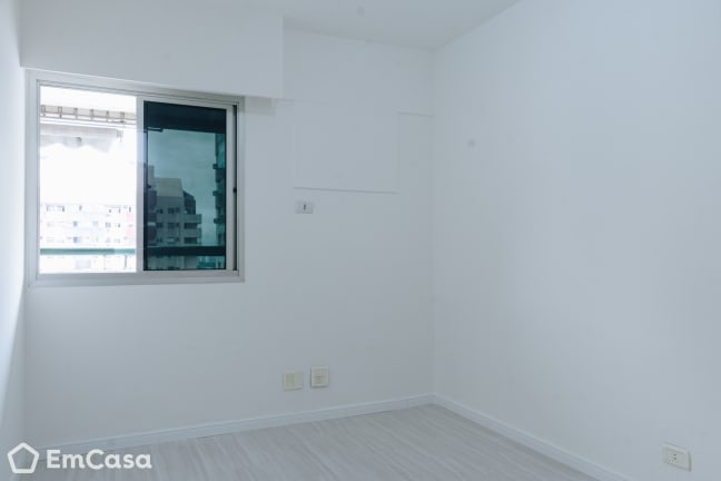 Imagem do imóvel ID-43178 na Rua Coronel Paulo Malta Rezende, Barra da Tijuca, Rio de Janeiro - RJ
