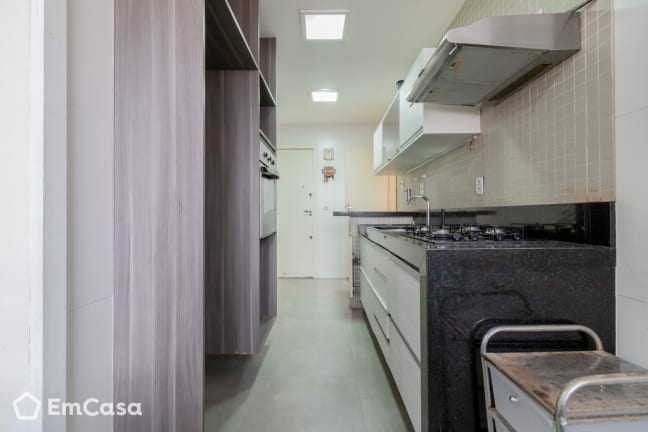 Imagem do imóvel ID-43212 na Rua das Laranjeiras, Laranjeiras, Rio de Janeiro - RJ