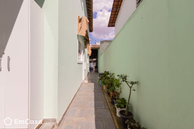 Imagem do imóvel ID-34485 na Rua Adamantina, Jardim das Indústrias, São José dos Campos - SP