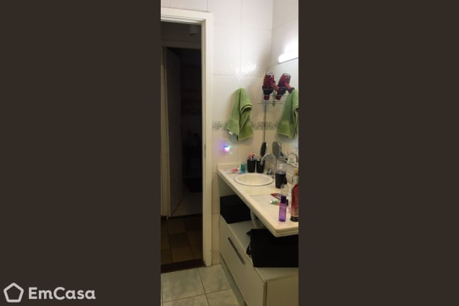 Imagem do imóvel ID-33468 na Rua Teodoro da Silva, Vila Isabel, Rio de Janeiro - RJ