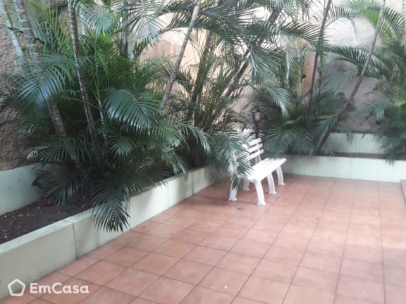Imagem do imóvel ID-33468 na Rua Teodoro da Silva, Vila Isabel, Rio de Janeiro - RJ