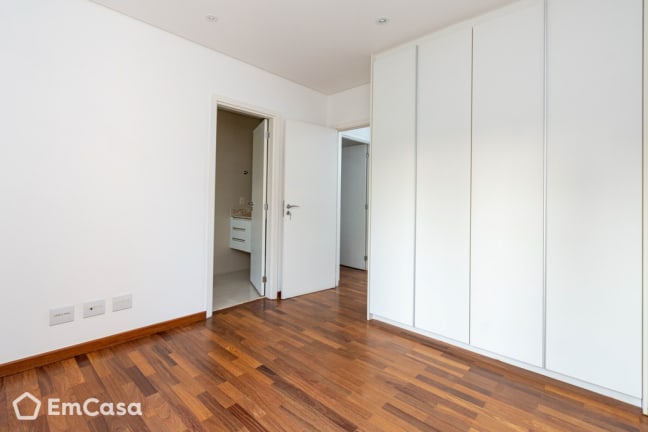 Imagem do imóvel ID-30853 na Rua Job Lane, Jardim Petrópolis, São Paulo - SP