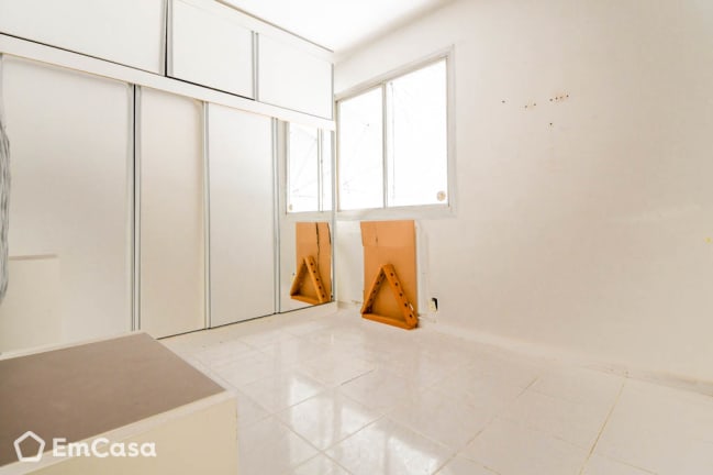 Imagem do imóvel ID-37159 na Rua do Bispo, Rio Comprido, Rio de Janeiro - RJ