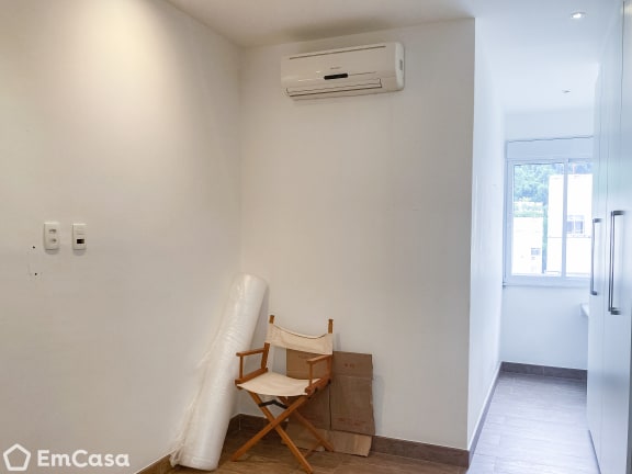 Imagem do imóvel ID-43185 na Rua Pompeu Loureiro, Copacabana, Rio de Janeiro - RJ