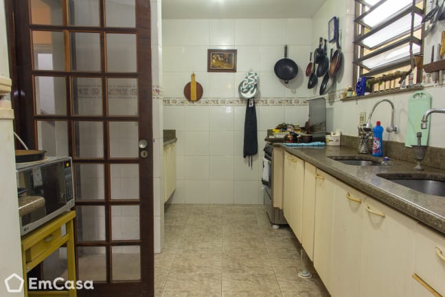 Imagem do imóvel ID-43006 na Rua Lisandro Pereira da Silva, São Francisco, Niterói - RJ