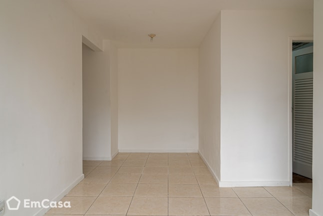 Imagem do imóvel ID-37711 na Rua do Bispo, Rio Comprido, Rio de Janeiro - RJ