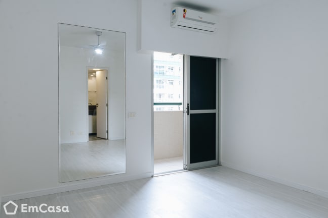 Imagem do imóvel ID-43178 na Rua Coronel Paulo Malta Rezende, Barra da Tijuca, Rio de Janeiro - RJ